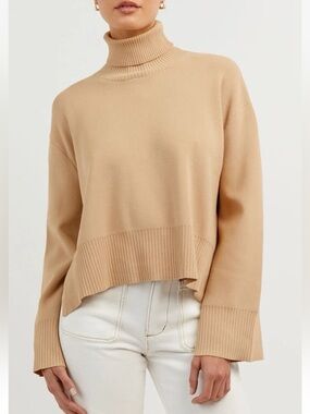 DISSH Crepe Knit Turtle Neck Jumper